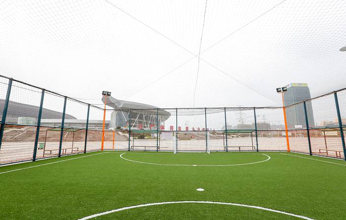 广西健身器材厂家-壹号娱乐五人制足球场