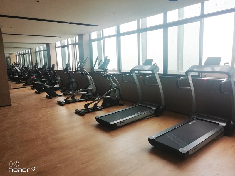 企事业单位健身房|房地产社区健身房-广西壹号娱乐体育健身器材有限公司