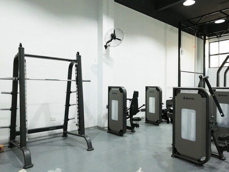 部队健身器材-广西壹号娱乐体育健身器材有限公司